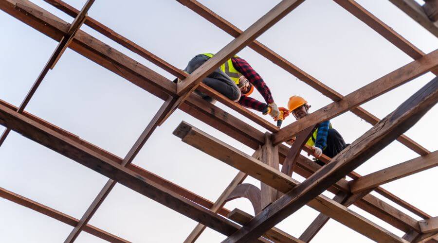 Professional gutter cleaning services in Edcouch, TX